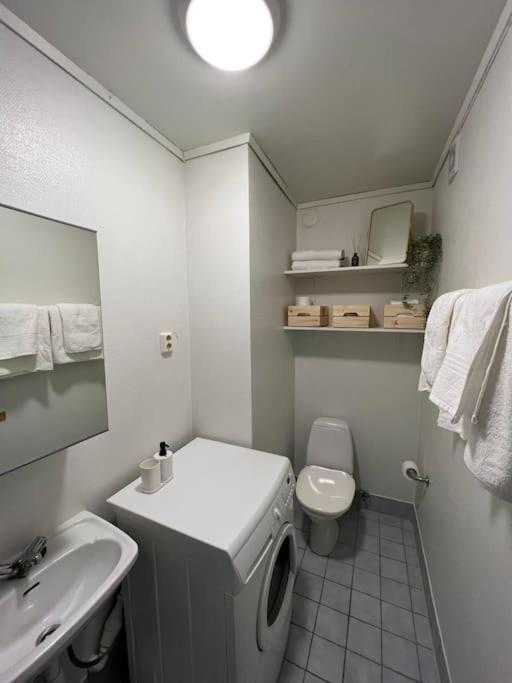 Apartment With Terrace & View Берген Екстериор снимка